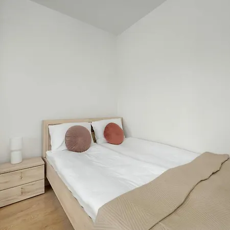 Apartman Cozy With Garage Access By Renters