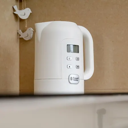 Cozy With Garage Access By Renters